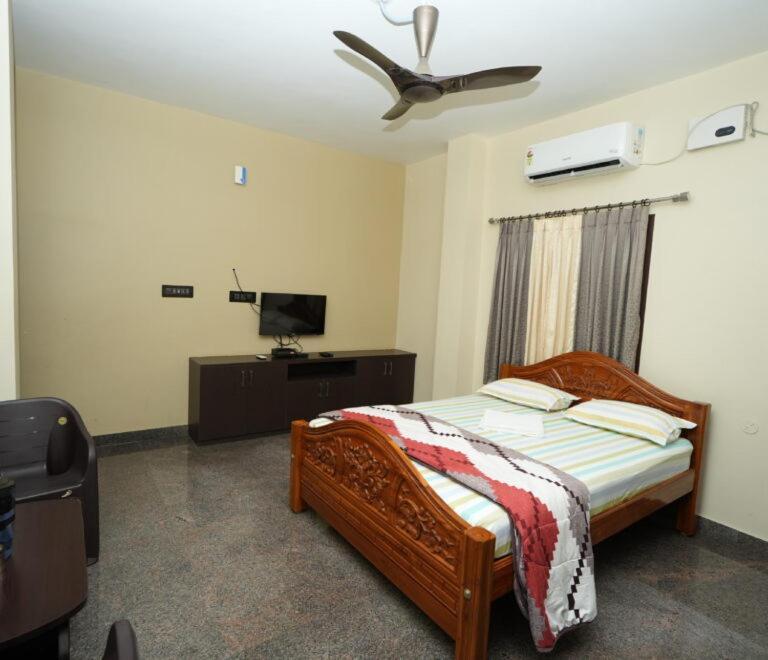 Goutham Residency Hotell Kadalur Exteriör bild